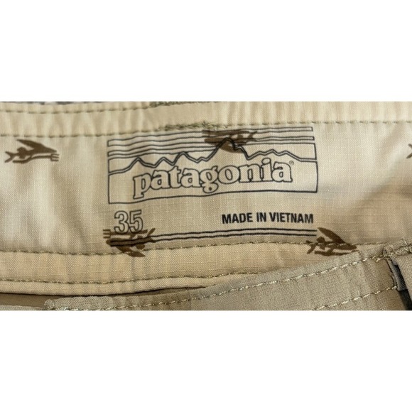 Patagonia Mens Wavefarer Stretch Shorts Beige 10" Inseam Size 35* Nylon EUC - Picture 2 of 7